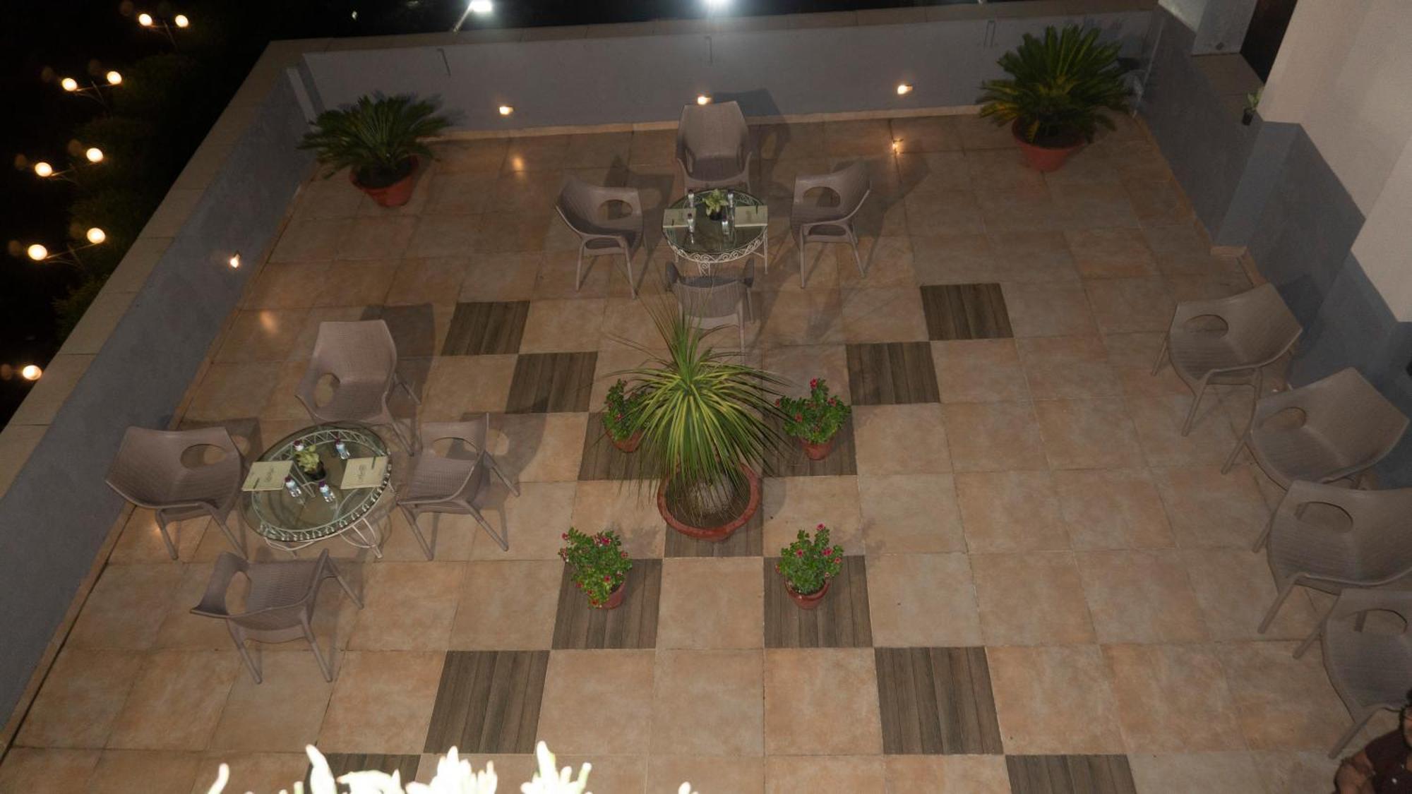 Mg Regency Hotel Baddi Ngoại thất bức ảnh