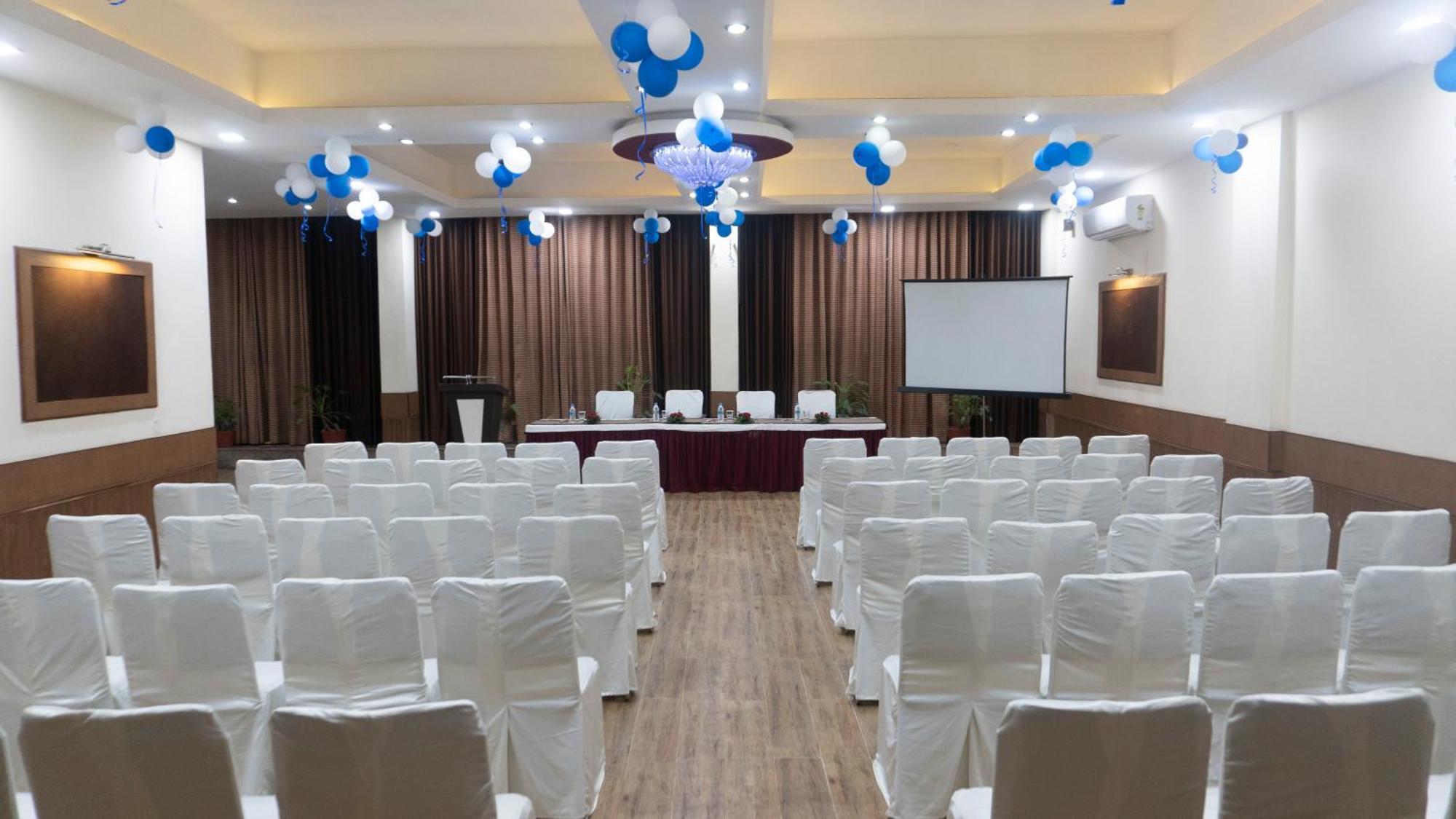 Mg Regency Hotel Baddi Ngoại thất bức ảnh